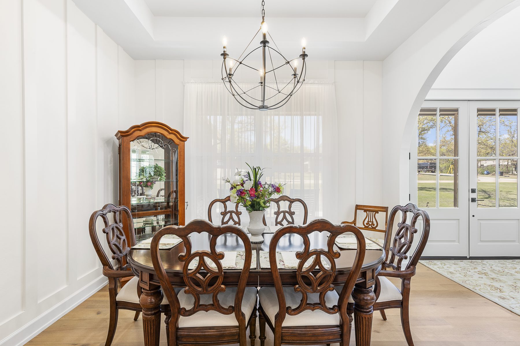 Formal dining room set for a real estate shoot